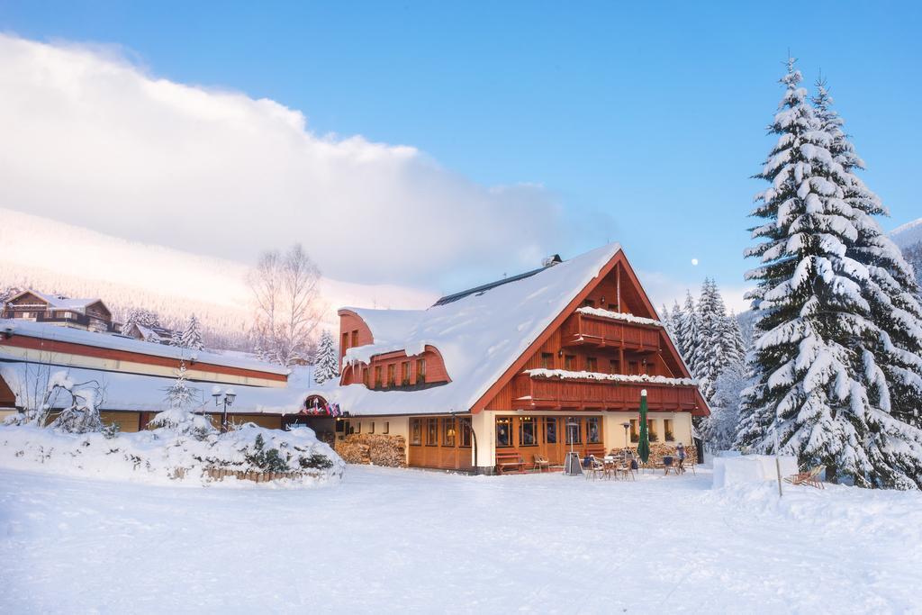 Apartments Esplanade Špindlerŭv Mlýn Luaran gambar